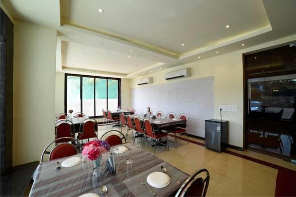 Khed  Bisu Hotel & Resorts المظهر الخارجي الصورة